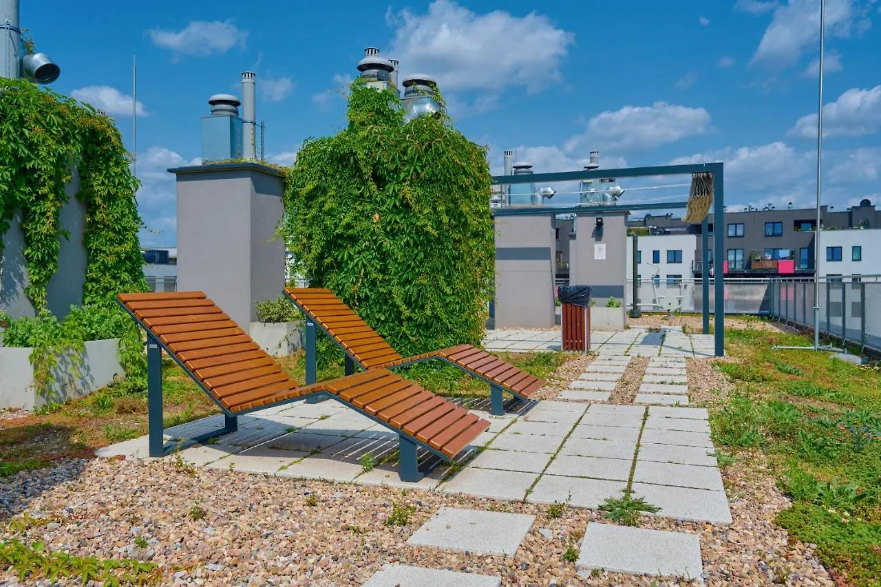 Spacious Apartment With Balcony Near The Slavic Hill Wroclaw By Renters Prestige 0*,  Polsko
