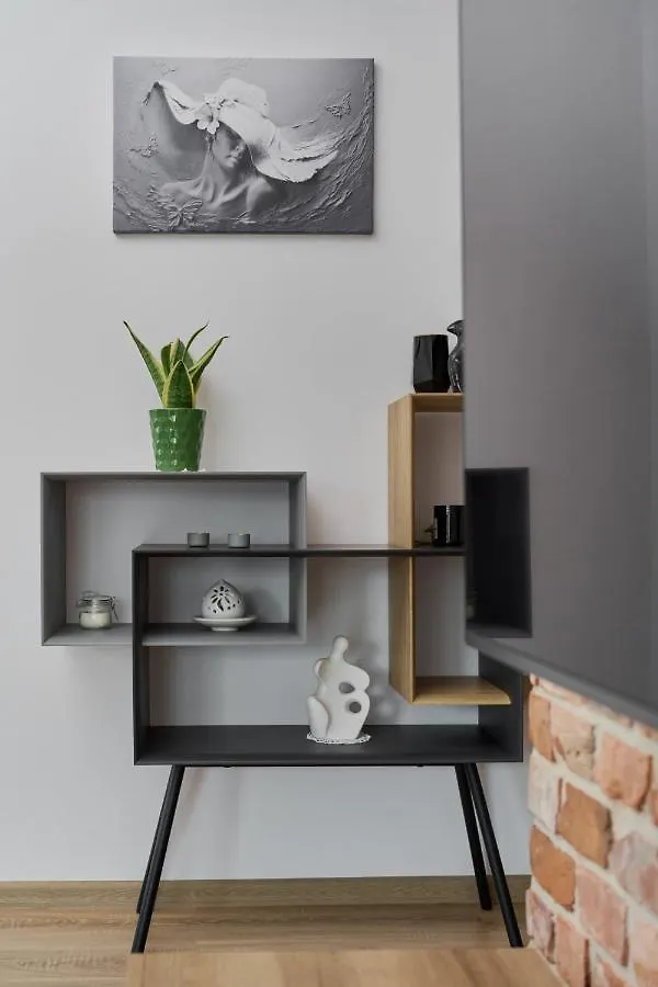 Spacious Apartment With Balcony Near The Slavic Hill Wroclaw By Renters Prestige Polsko
