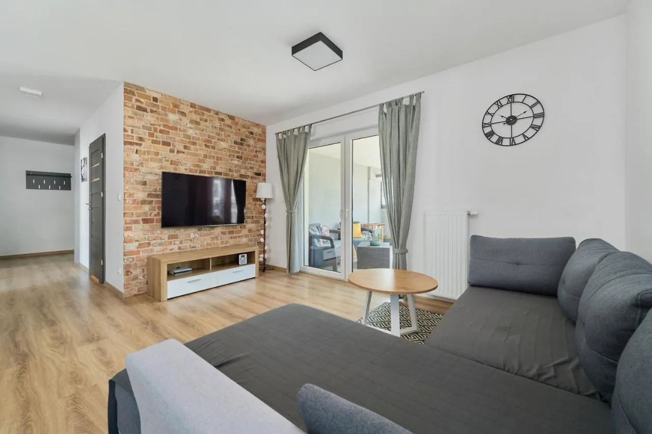 Spacious Apartment With Balcony Near The Slavic Hill Wroclaw By Renters Prestige Polsko